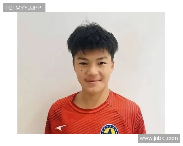 八岁小孩足球明星崭露头角引发全城热议小小年纪展现惊人天赋与潜力 八岁小孩足球明星崭露头角引发全城热议小小年纪展现惊人天赋与潜力