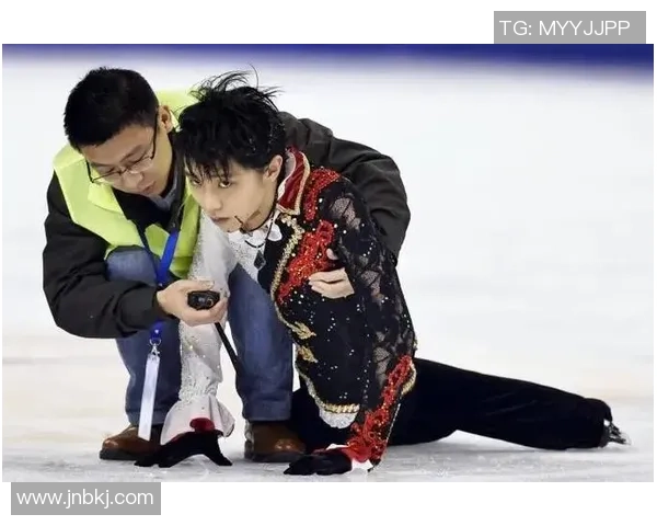 刘强谈网球生涯:从青涩少年到职业选手的心路历程 刘强谈网球生涯:从青涩少年到职业选手的心路历程