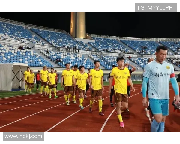 成傲足球：引领年轻人追逐梦想的足球文化与精神之旅